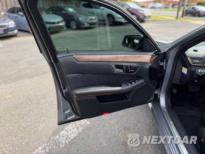 2012 Mercedes-Benz E 350 4MATIC Sedan - zdjęcie 9 z 39 - miniatura