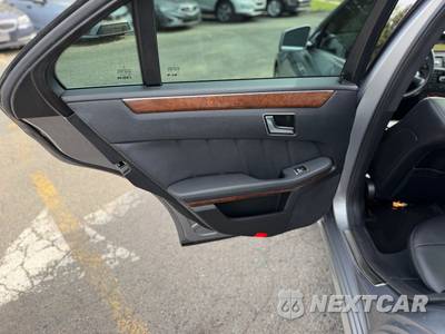 2012 Mercedes-Benz E 350 4MATIC Sedan - zdjęcie 10 z 39 - miniatura