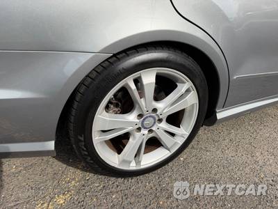 2012 Mercedes-Benz E 350 4MATIC Sedan - zdjęcie 28 z 39 - miniatura