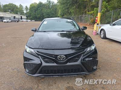 2024 Toyota Camry SE Nightshade - zdjęcie 2 z 23 - miniatura