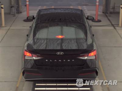 2026 Hyundai Elantra SEL Sport - zdjęcie 5 z 18 - miniatura