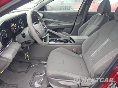 2024 Hyundai Elantra SEL - zdjęcie 7 z 18 - miniatura
