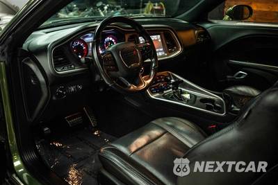 2022 Dodge Challenger SXT - zdjęcie 8 z 24 - miniatura