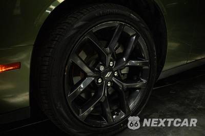 2022 Dodge Challenger SXT - zdjęcie 3 z 24 - miniatura