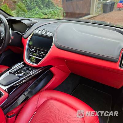 2023 Aston Martin DBX V8 - zdjęcie 54 z 69 - miniatura