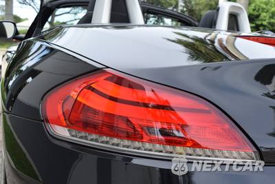 2014 BMW Z4 Roadster sDrive35is - zdjęcie 68 z 163 - miniatura