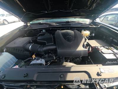 2019 Toyota Tacoma TRD Off-Road Crew Cab Long Bed - zdjęcie 15 z 39 - miniatura