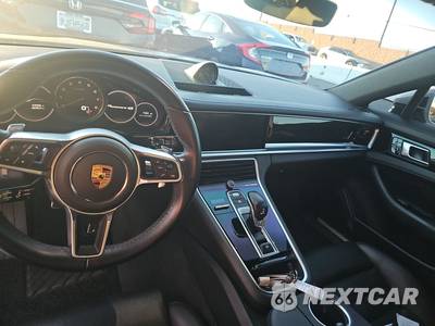 2017 Porsche Panamera 4S - zdjęcie 11 z 33 - miniatura