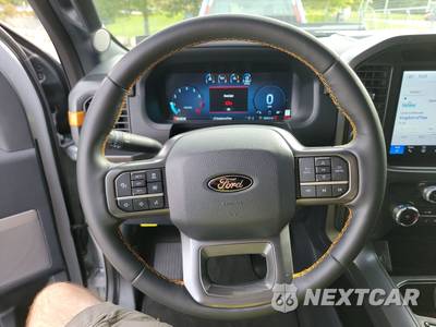 2025 Ford F-150 Tremor Crew Cab Short Bed - zdjęcie 10 z 24 - miniatura