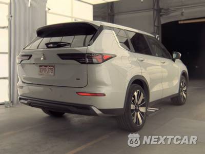 2025 Mitsubishi Outlander SE - zdjęcie 4 z 30 - miniatura
