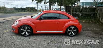 2012 Volkswagen Beetle Turbo Hatchback - zdjęcie 7 z 17 - miniatura