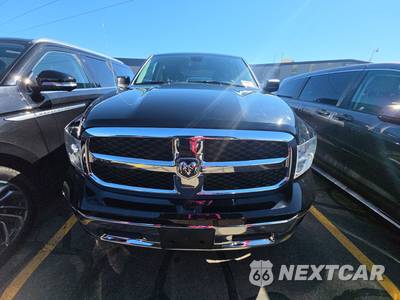 2024 Ram 1500 Classic Tradesman Crew Cab Short Bed - zdjęcie 2 z 39 - miniatura
