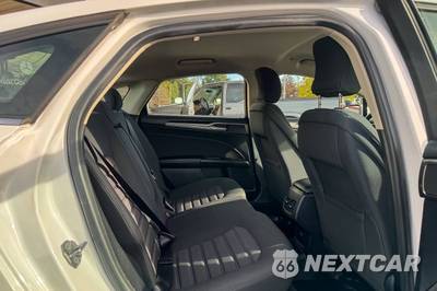 2018 Ford Fusion Hybrid SE - zdjęcie 15 z 40 - miniatura