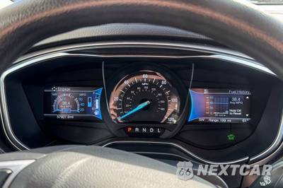 2018 Ford Fusion Hybrid SE - zdjęcie 26 z 40 - miniatura
