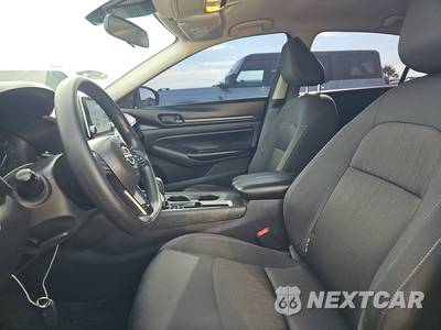 2025 Nissan Altima S - zdjęcie 7 z 29 - miniatura