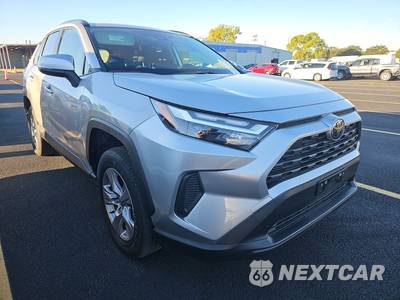 2025 Toyota RAV4 Hybrid XLE - zdjęcie 3 z 19 - miniatura