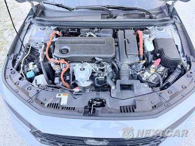 2025 Honda Accord Hybrid EX-L - zdjęcie 14 z 20 - miniatura