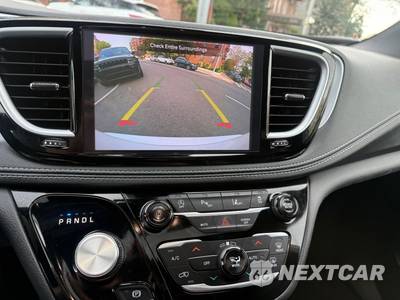 2026 Chrysler Pacifica Limited 121.6" WB - zdjęcie 23 z 25 - miniatura