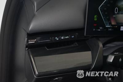 2026 BMW 5 Series Sedan 530i - zdjęcie 24 z 29 - miniatura