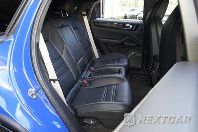 2023 Porsche Cayenne Turbo GT - zdjęcie 16 z 32 - miniatura