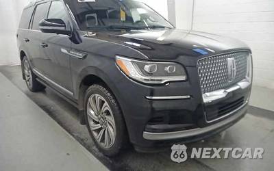 2023 Lincoln Navigator Reserve - zdjęcie 2 z 27 - miniatura