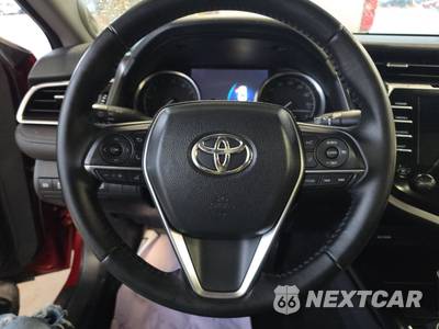 2018 Toyota Camry XLE - zdjęcie 10 z 30 - miniatura