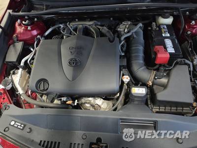 2018 Toyota Camry XLE - zdjęcie 15 z 30 - miniatura