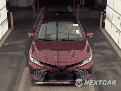 2018 Toyota Camry XLE - zdjęcie 2 z 30 - miniatura