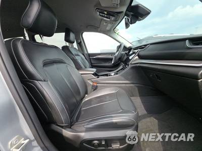 2023 Jeep Grand Cherokee L Limited - zdjęcie 8 z 33 - miniatura