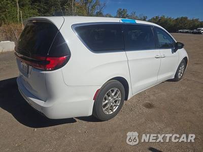 2026 Chrysler Pacifica Select 121.6" WB - zdjęcie 4 z 18 - miniatura