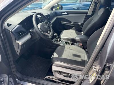 2022 Volkswagen Taos SE - zdjęcie 5 z 25 - miniatura