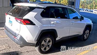 2024 Toyota RAV4 Hybrid LE - zdjęcie 4 z 24 - miniatura