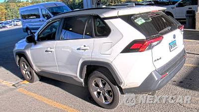2024 Toyota RAV4 Hybrid LE - zdjęcie 6 z 24 - miniatura