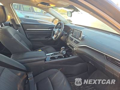 2021 Nissan Altima SV - zdjęcie 8 z 30 - miniatura