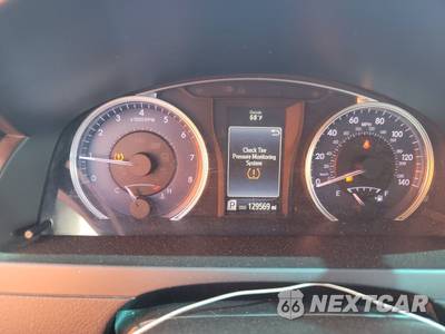 2016 Toyota Camry LE - zdjęcie 12 z 35 - miniatura