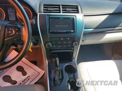 2016 Toyota Camry LE - zdjęcie 11 z 35 - miniatura