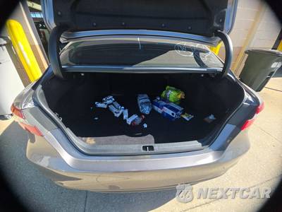 2021 Toyota Camry Hybrid LE - zdjęcie 16 z 34 - miniatura