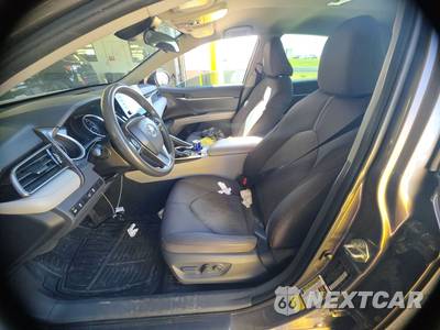 2021 Toyota Camry Hybrid LE - zdjęcie 7 z 34 - miniatura