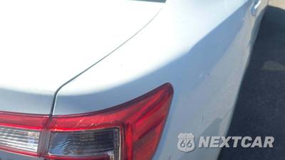 2012 Toyota Camry LE - zdjęcie 24 z 41 - miniatura
