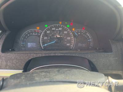 2012 Toyota Camry LE - zdjęcie 12 z 41 - miniatura