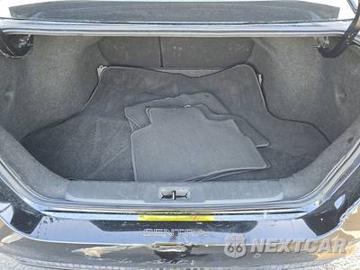 2025 Nissan Sentra SV - zdjęcie 16 z 32 - miniatura