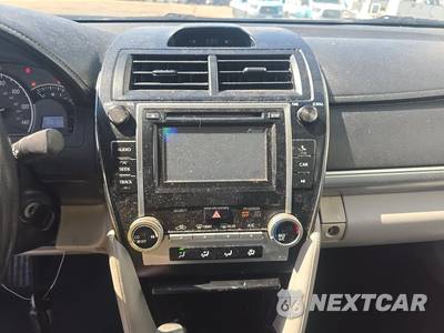 2013 Toyota Camry LE - zdjęcie 11 z 33 - miniatura