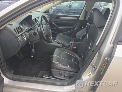 2014 Volkswagen Passat 1.8T S - zdjęcie 7 z 34 - miniatura