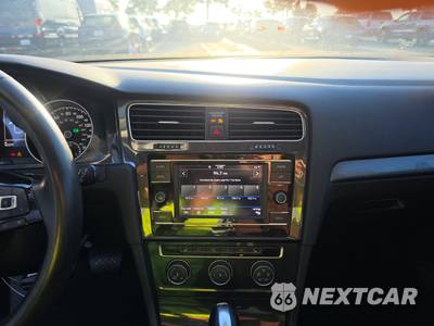 2021 Volkswagen Golf 1.4T - zdjęcie 11 z 31 - miniatura