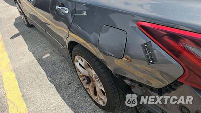 2017 Nissan Altima 2.5 SR - zdjęcie 31 z 42 - miniatura