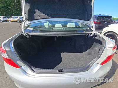 2014 Toyota Camry LE - zdjęcie 16 z 49 - miniatura