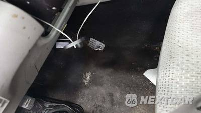 2014 Toyota Camry LE - zdjęcie 25 z 49 - miniatura
