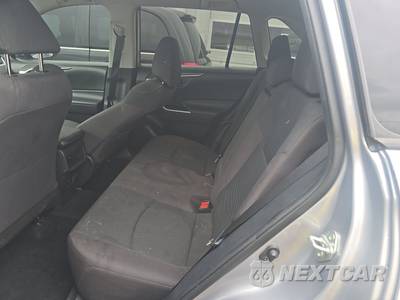 2021 Toyota RAV4 LE - zdjęcie 13 z 30 - miniatura