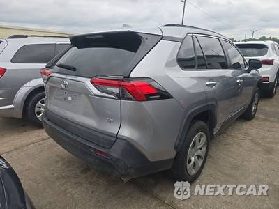 2021 Toyota RAV4 LE - zdjęcie 4 z 30 - miniatura