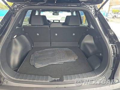 2025 Toyota Corolla Cross Hybrid SE - zdjęcie 16 z 24 - miniatura